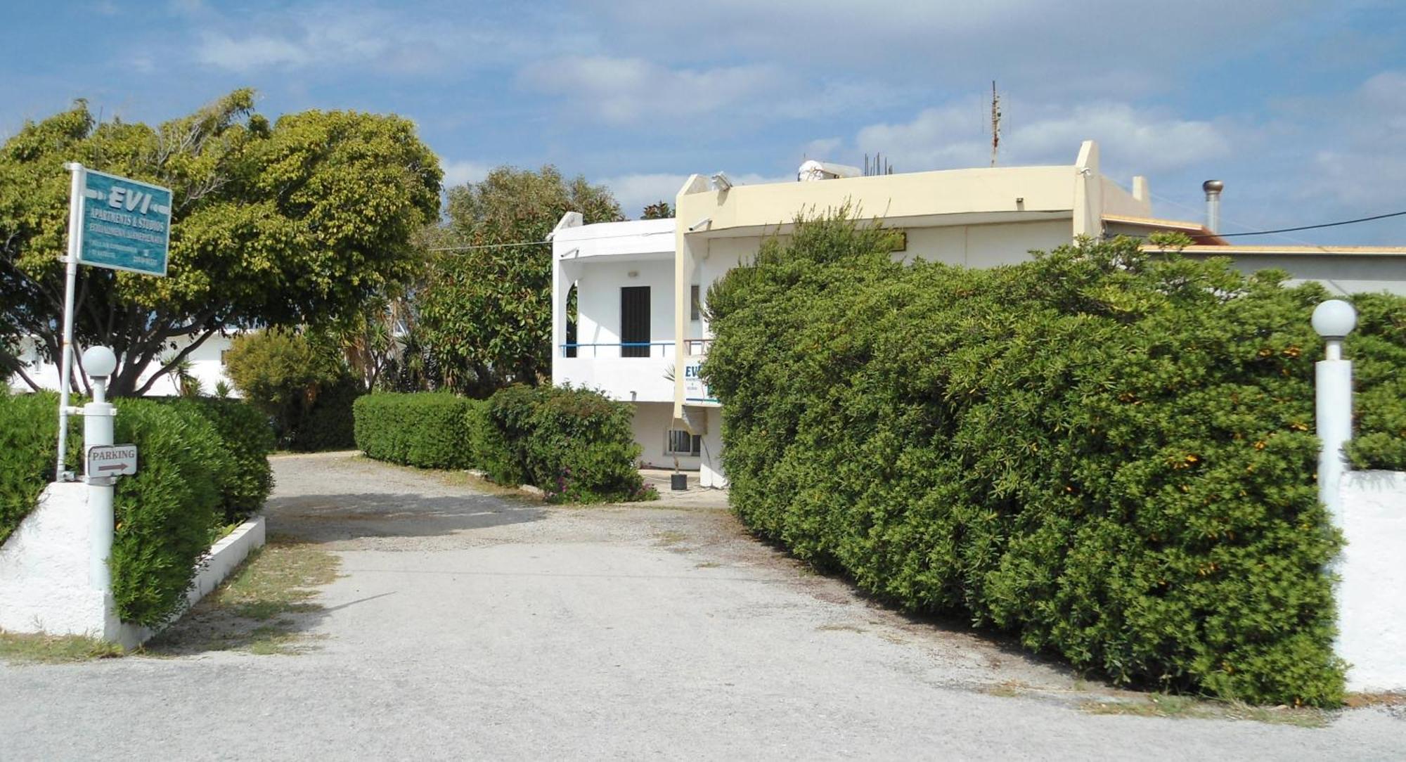 Evi Apartments And Studios Θεολόγος Εξωτερικό φωτογραφία
